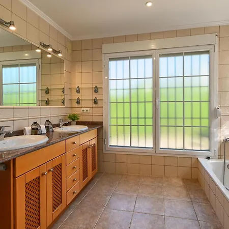 Mozamb By Aguilarent * Jávea